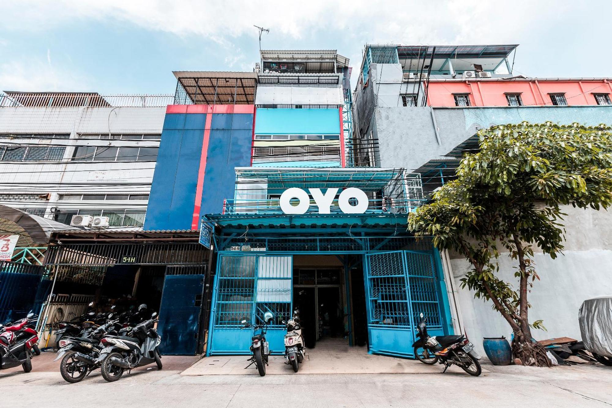 Oyo 478 Balcon Biru Hotel Jakarta Exterior photo